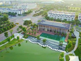Chính chủ bán cắt lỗ căn liền kề diện tích 120 m2 giá bán 21,4 tỷ mặt tiền 8 m2 lòng đường 13 m2 .
