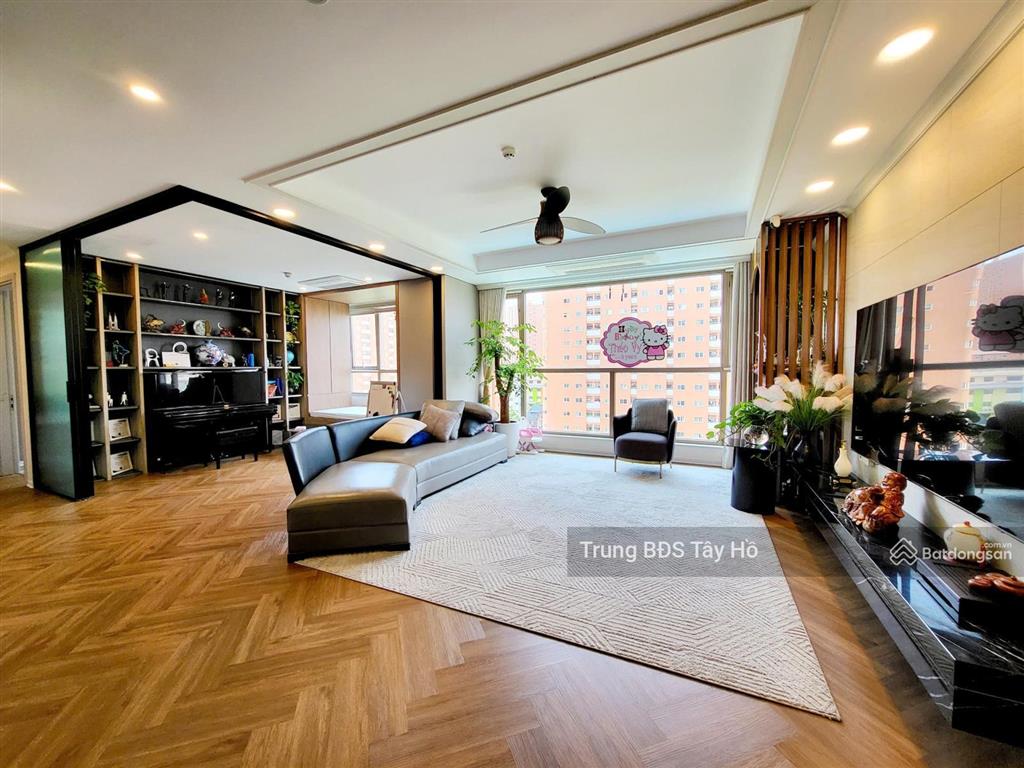 Quỹ căn hộ bán độc quyền, giá tốt nhất, cập nhật liên tục tại kđt starlake tây hồ.  0989 734 ***