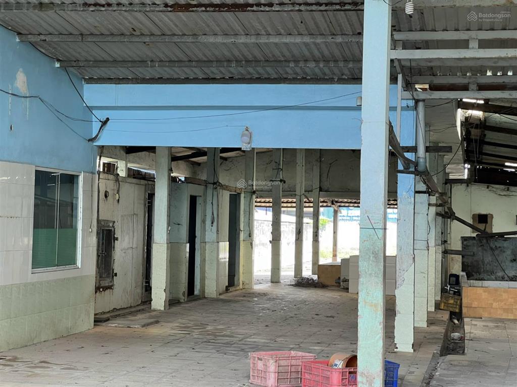 Bán đất xưởng diện tích 2800m2, thổ cư 2200m2, thuận tiện làm xưởng cá