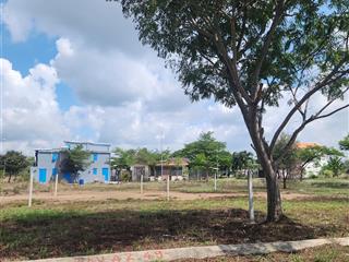 Đất kdc đường lớn đt823, ngó thấy khu đô thị vinhomes hậu nghĩa có giá bèo đây