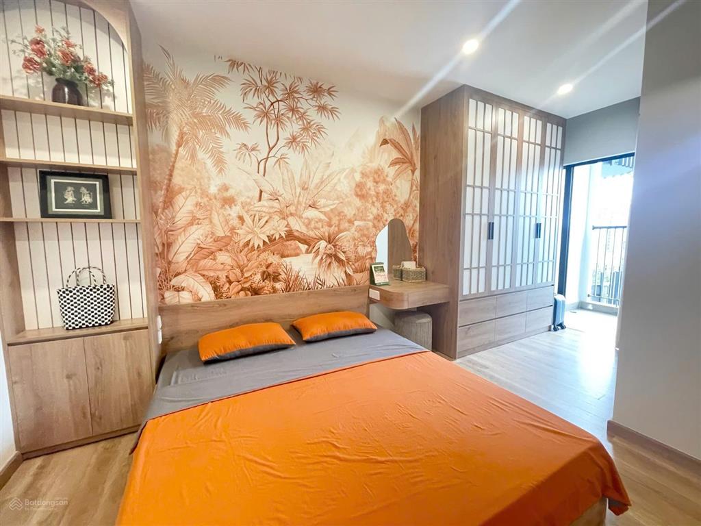 Cần bán gấp căn hộ cao cấp 2 phòng ngủ 66m2 2pn 2vs khu onsen, giá 4.95 tỷ