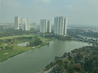 Chính chủ cần bán 3 phòng ngủ skyvilla toà onsen tầng 21 view hồ, giá tốt 18 tỷ