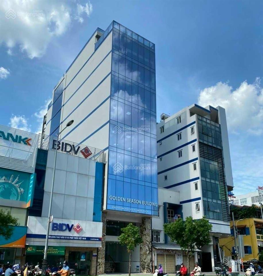 Tòa nhà chuẩn văn phòng mặt tiền nguyễn gia trí, p25 bình thạnh dt 1200m2 sàn, hđt 250tr, giá 63 tỷ