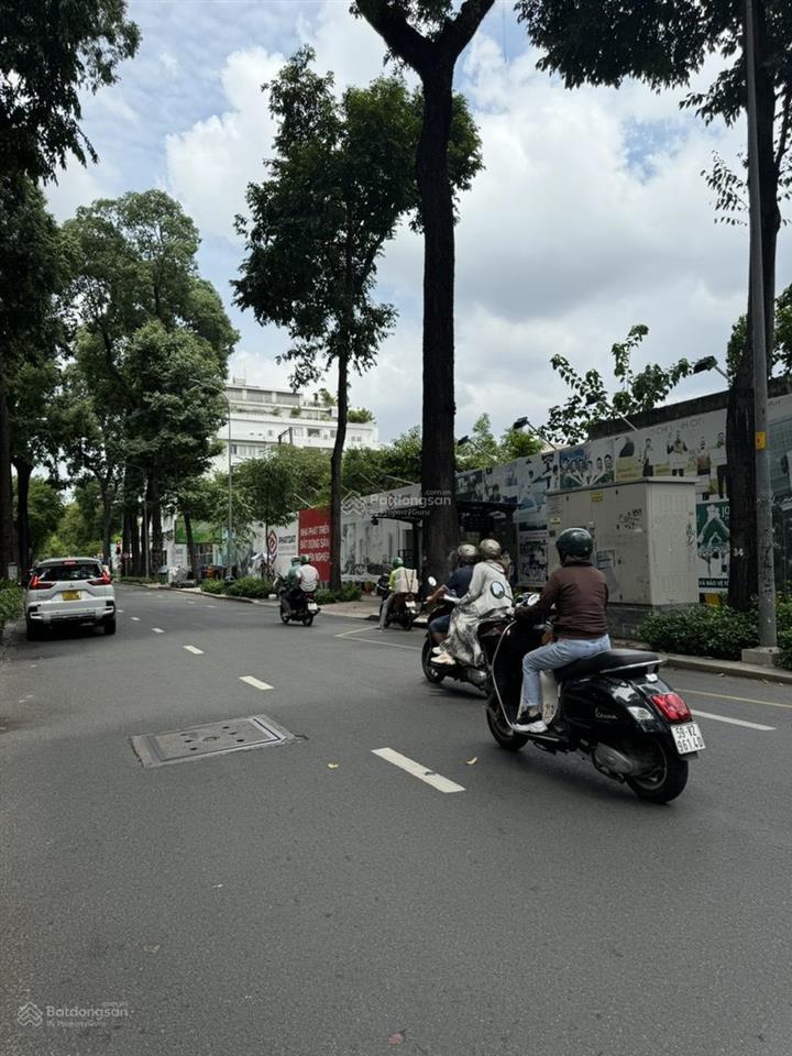 Hàng hót bán gấp, 1 căn duy nhất khu biệt thự bình lợi dt 7x18 nhà đẹp giá chỉ 17,5 tỷ