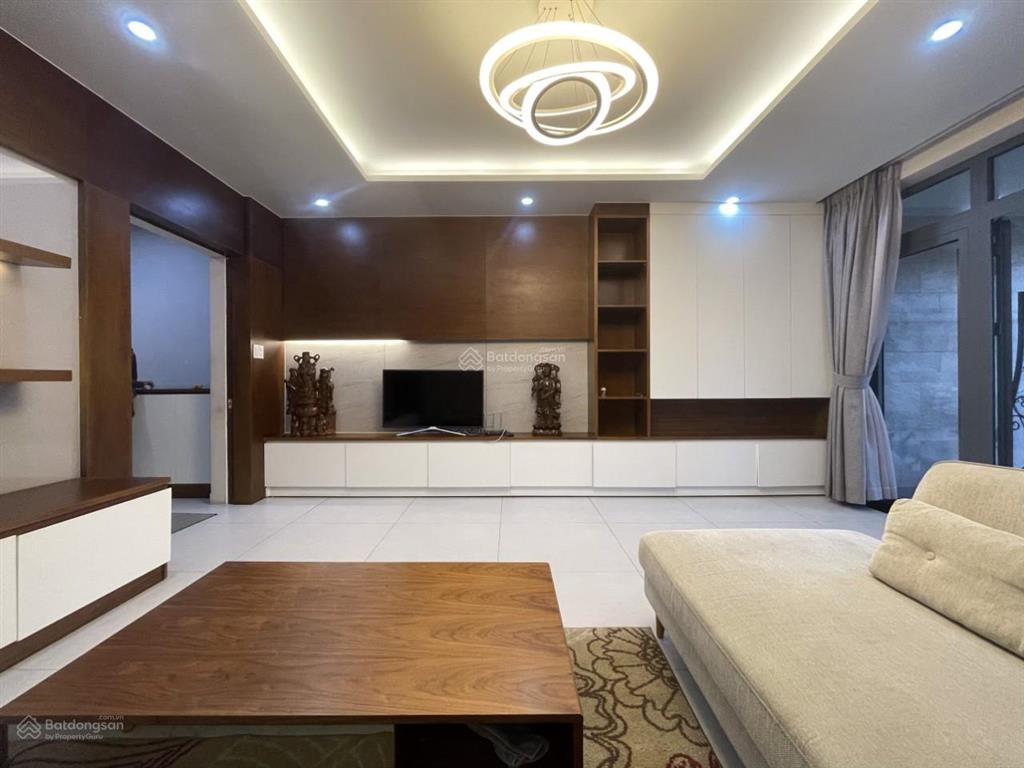 Siêu biệt thự view sông đặng thùy trâm dt 10x31m, 1 hầm 4 tầng, có thang máy giá chỉ 40 tỷ