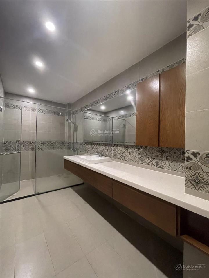 Siêu biệt thự view sông đặng thùy trâm dt 10x31m, 1 hầm 4 tầng, có thang máy giá chỉ 40 tỷ