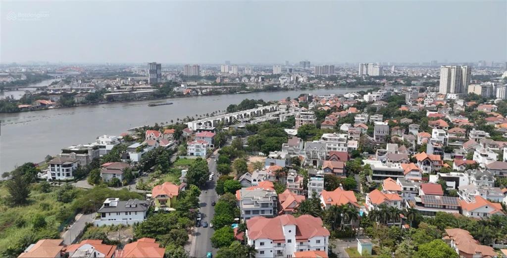 Siêu biệt thự view sông đặng thùy trâm dt 10x31m, 1 hầm 4 tầng, có thang máy giá chỉ 40 tỷ