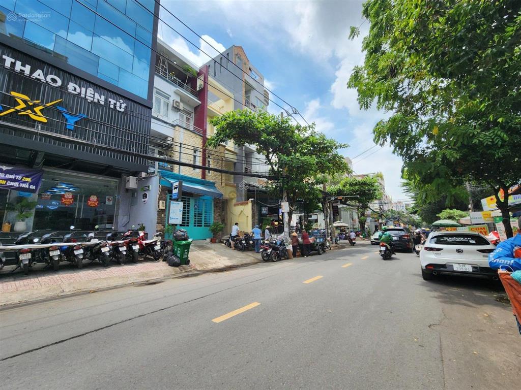 Tòa nhà văn phòng khu nguyễn cửu vân, p17 bình thạnh dt 6.5x28m cn 165m2 giá chỉ 33,5 tỷ
