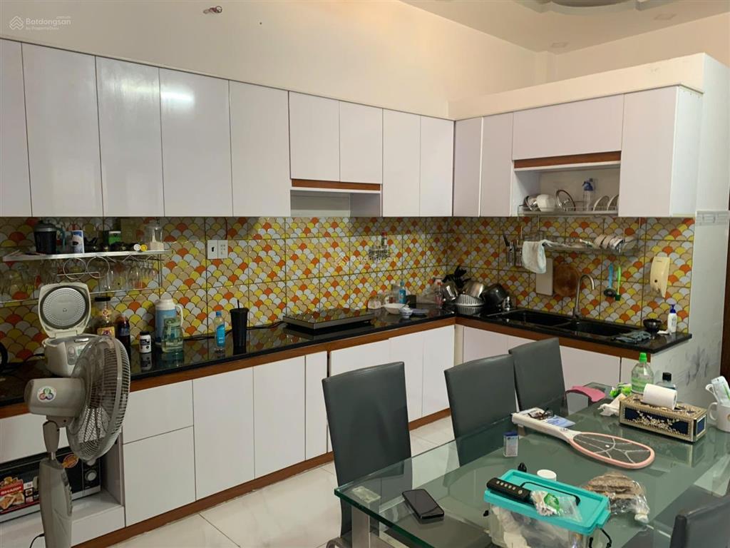 Cần tiền bán gấp nhà phố mặt tiền view sông lớn nằm ngay trung tâm q8