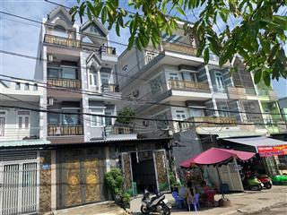 Cần tiền bán gấp nhà phố mặt tiền view sông lớn nằm ngay trung tâm q8