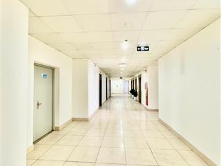 Cho thuê văn phòng chuyên nghiệp phố ngoại giao đoàn rất nhiều diện tích.  0977 306 *** chính chủ