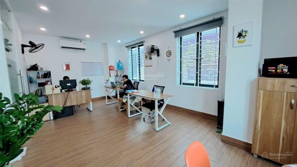 Cho thuê văn phòng phương liệt thanh xuân diện tích 100m giá thuê 14,5 triệu,  0977 306 ***