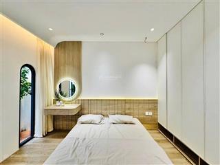 Dòng tiền 60tr/th, bán chdv 5 tầng phan đăng lưu, bình thạnh, dt 4,4x18m, giá từ 17,3 còn 15,3 tỷ