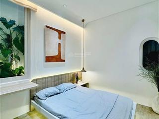Hiếm! 5,5x20m, nhà giá tốt vào ở ngay phan xích long, phú nhuận, giảm từ 13,3 tỷ còn 12,3 tỷ tl