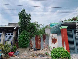 Cần bán lô đất 172,2m2 ngay chợ chánh lưu, sát đt 741