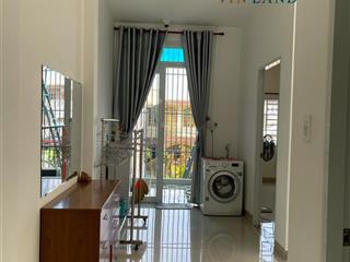 Bán gấp nhà 1 trệt 2 lầu gần trường trấn biên p. tam hiệp