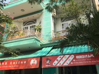 Nhà 2 lầu, 2 mặt tiền ngô quyền, ngay cầu sông hàn, đà nẵng. thích hợp làm vp, mb kinh doanh