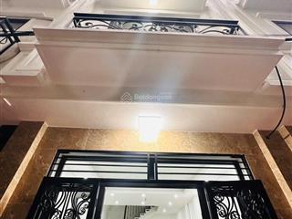 Bán gấp nhà riêng 3pn, 4wc, 30m2, giá 7,25 tỷ tại phạm văn đồng, cổ nhuế 1, bắc từ liêm, hà nội