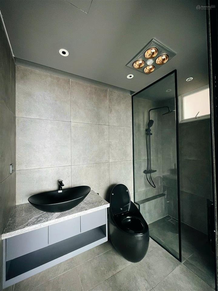 Bohemia residence. chủ thiện chí bán. căn góc 3pn. 2wc. dt 127m2 ban công đn. gá 10.5tỷ