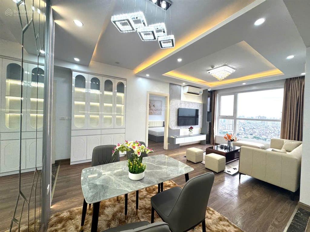 Riverside garden. chính chủ bán căn 3pn. 2vc dt 83m2. tầng 16. giá 6.8tỷ ( chủ nhà thiện chí bán )