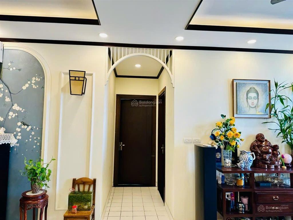 Vinata tower  289 kdt chủ nhà cần bán sớm một trong hai căn ( dt 88m2 8tỷ  dt 113m2 10tỷ ).