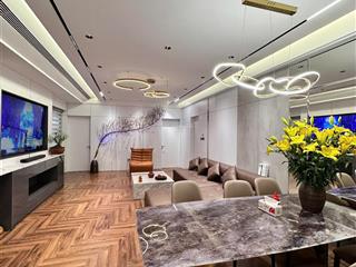 N05 hoàng đạp thúy. dt152m2, 3pn, 3wc 10tỷ8. nha full đồ đẹp. hướng mát. chủ thiện chí bán
