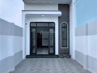 Cần bán gấp căn nhà cấp 4 , shr , thổ cư 100% đường long chiến  bình lợi giá chỉ 1ty350.