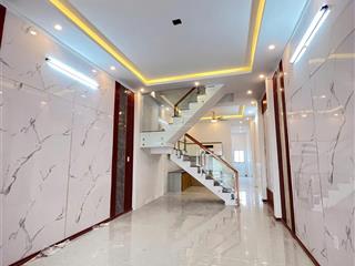 Bán gấp căn nhà lầu giá ngộp gần trạm thu phí bửu long,sát biên hòa.