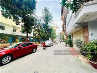 Duy nhất căn nguyễn chánh  dt 60m2  mt lớn  thang máy  ô tô tránh  giá 19.7 tỷ