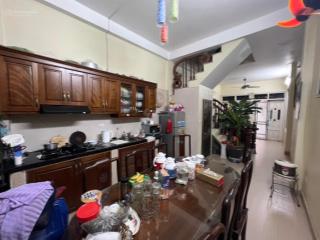 Bán nhà lạc long quân, 20m ra phố, gần hồ tây, giá hiếm