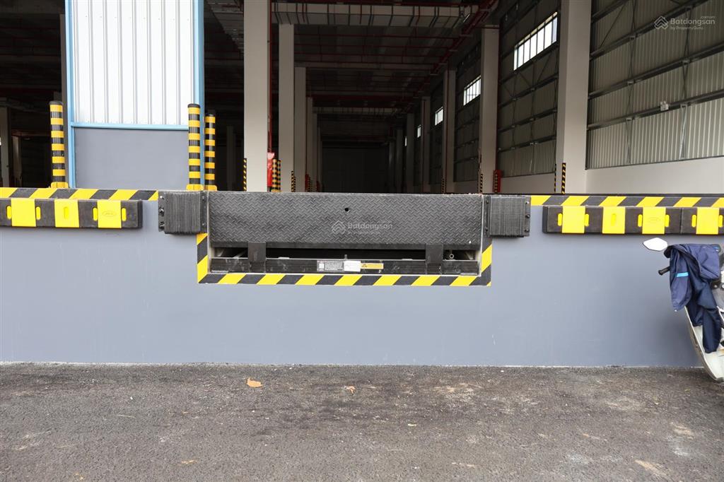 Bán gấp kho, nhà xưởng 54 tỷ, 5000m2 tại xã đức hoà đông, đức hòa, long an