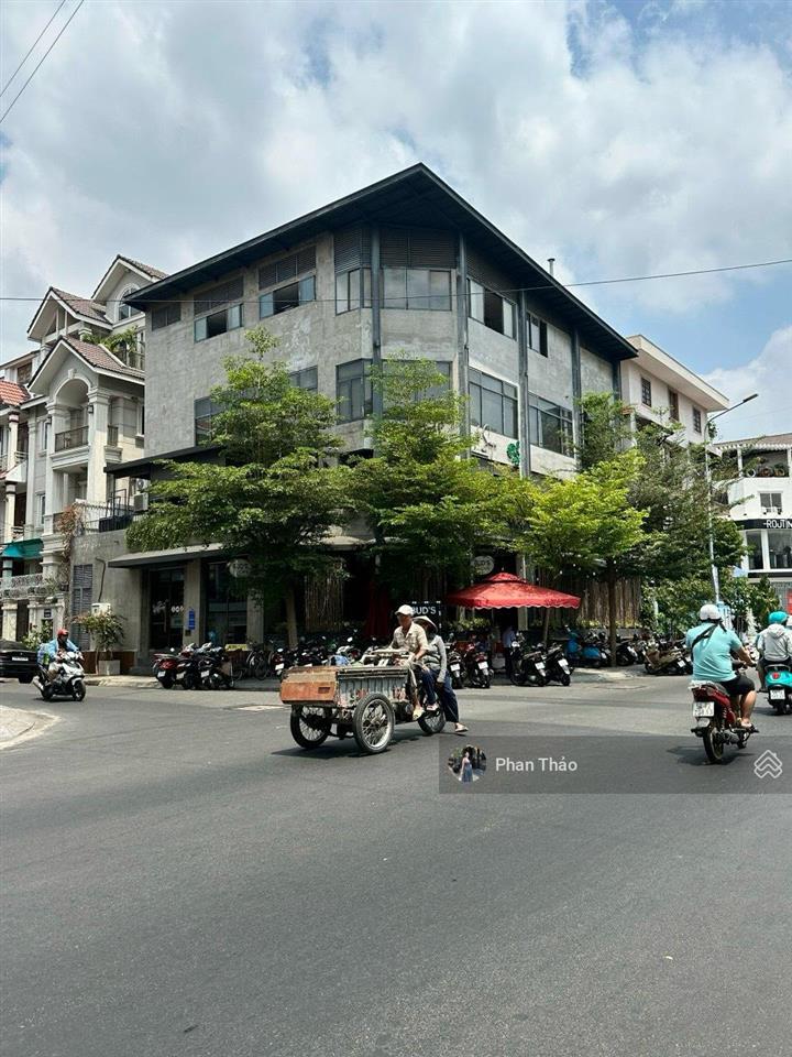 Góc 2 mặt tiền q5 hùng vươngnguyễn tri phương  19x45mctxd hầm 10 tầng  hđt 290tr  giá 170 tỷ
