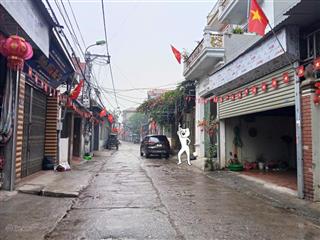 Nhỉnh 4 tỷ  kinh doanh  oto tránh  gần kđt vinhomes olympic phố vác  dân hòa0977 690 ***