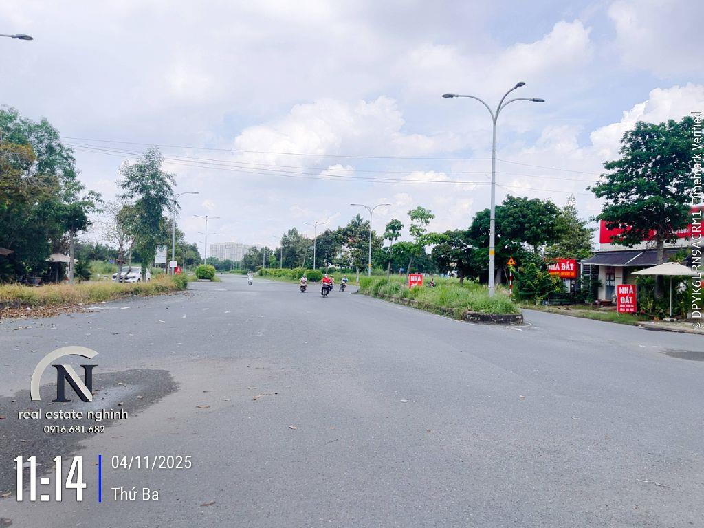 Hàng hiếm nền nhà phố kdc vạn phát hưng phú xuân, giá 42tr/m2