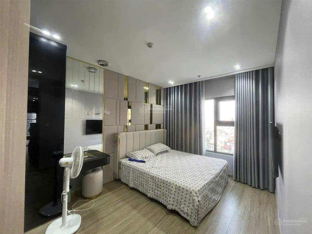 Giá thật ko ảo chính chủ nhờ bán gấp căn góc 76m2 tòa s401 full nt siêu đẹp, hướng đông nam giá rẻ