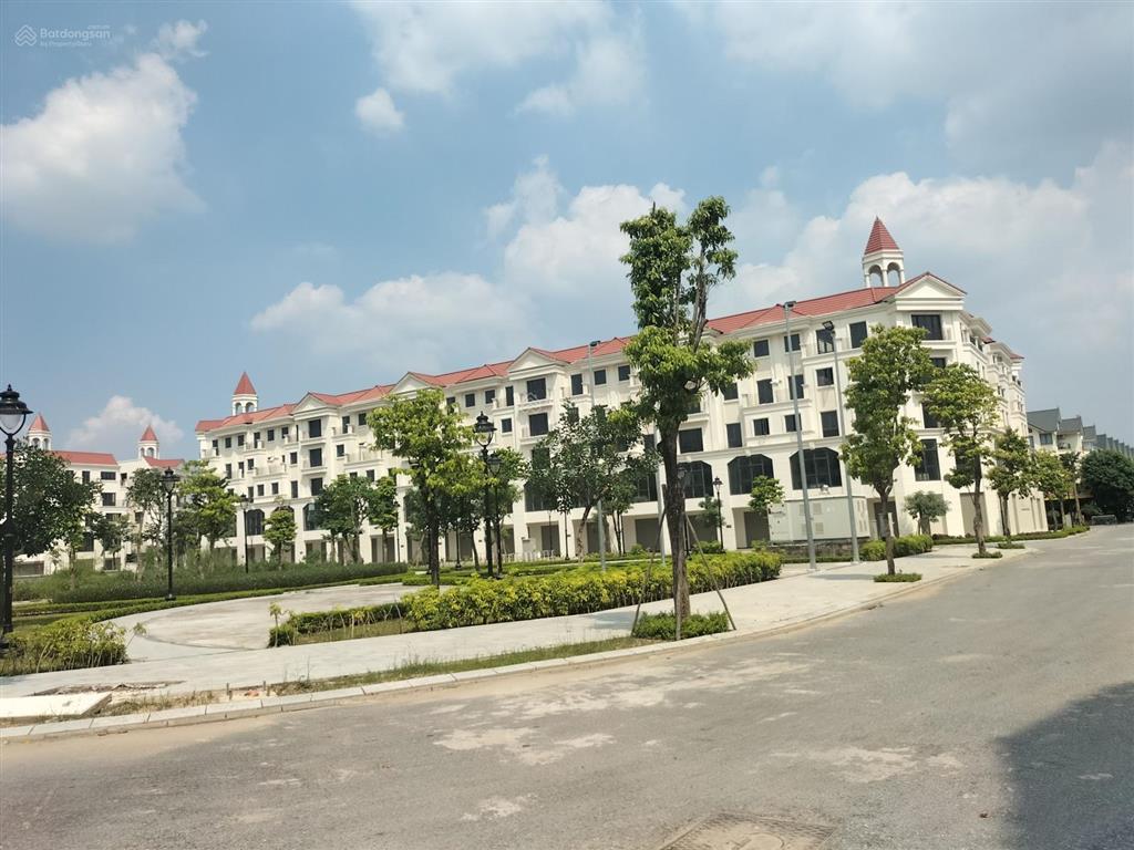 Một trong số ít! chỉ 14,x tỷ, đường 17m, view biệt thự, kinh doanh, hinode royal park, hoài đức