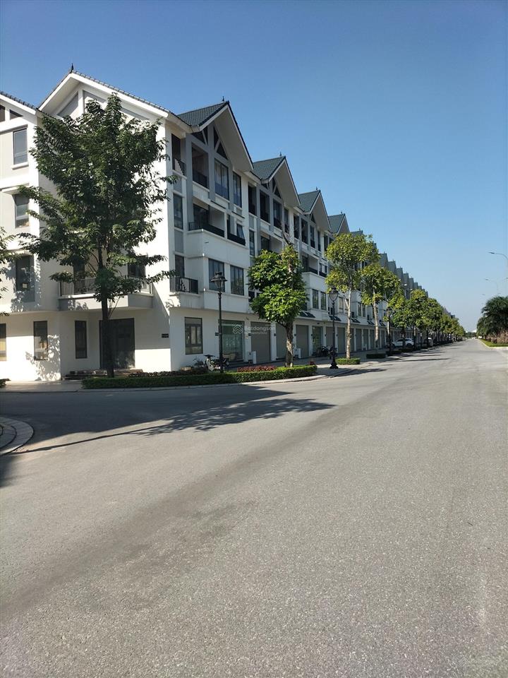 Sốc! cắt lỗ chỉ 14,x tỷ, đường 30m, kinh doanh, liền kề hinode royal park, hoài đức