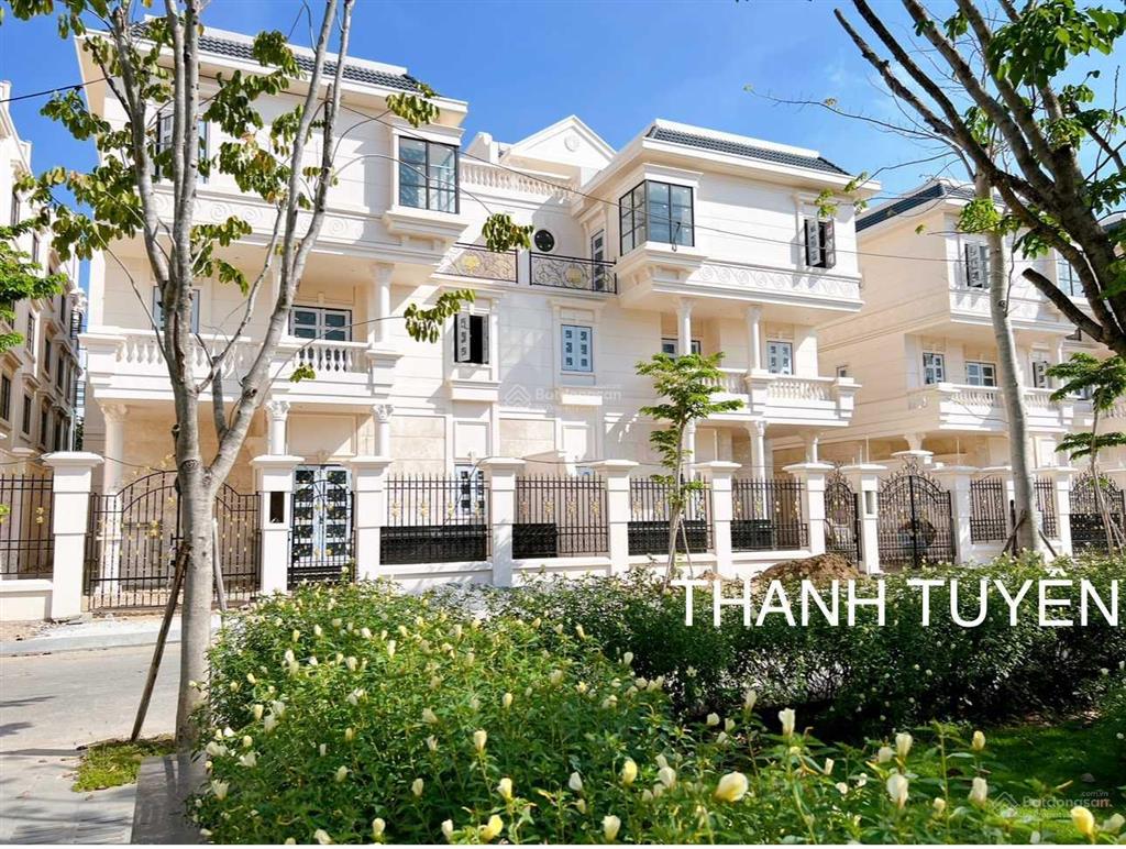 Bán biệt thự tại cityland parkhills  ngay thanh tuyền 0973 392 ***