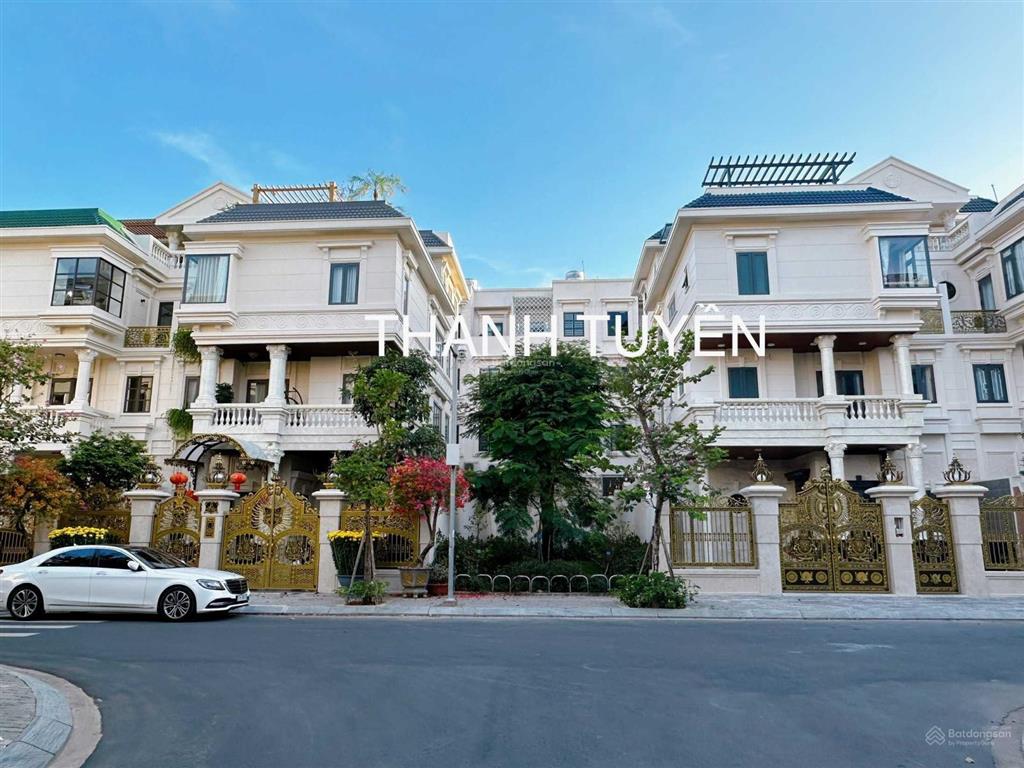 Bán biệt thự tại cityland parkhills  ngay thanh tuyền 0973 392 ***