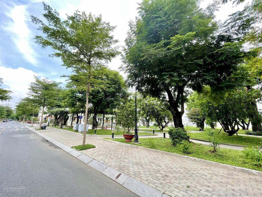 Bán biệt thự song lập giá tốt ở cityland garden hills. thanh tuyền