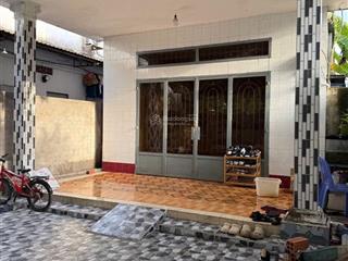 Nhà cấp 4 ngang 6m sân xe hơi đường 4m gần đỗ tấn phong dĩ an bd 152m2, giá 3ty5.  0906 309 ***