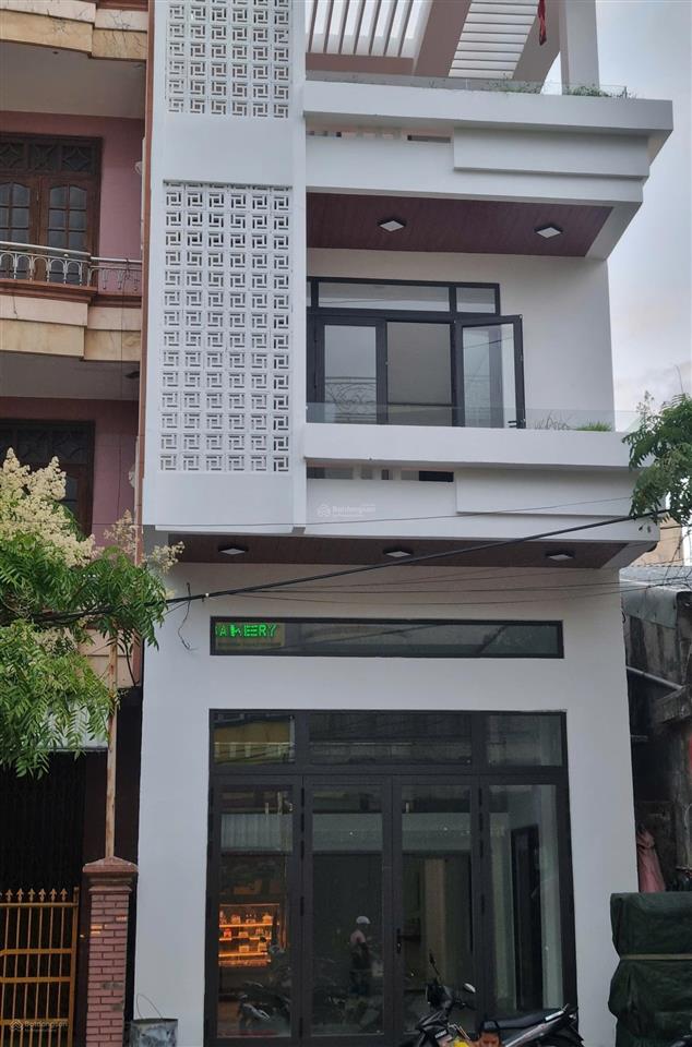 Chính chủ gửi bán nhà 4 tầng mặt tiền nguyễn phan vinh, phường sơn trà (vị trí kinh doanh tốt)