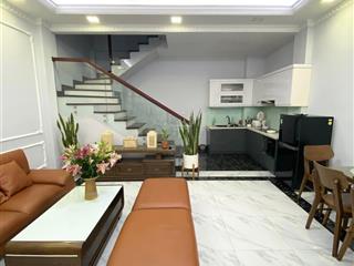 Cho thuê nhà nguyên căn phú diễn. 45m2 x 5 tầng. full nội thất vào ở ngay