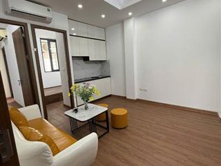 Bán căn hộ chung cư đường Hoàng Ngân, Thanh Xuân, nhà đẹp lô góc, ngõ thông ô tô