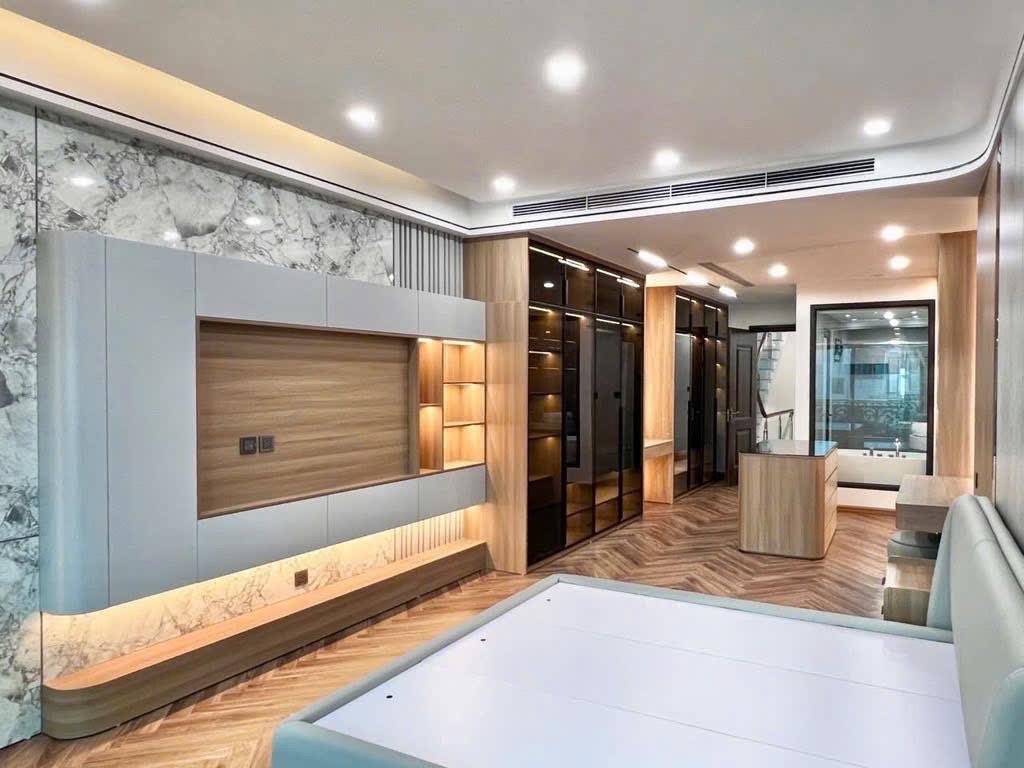 Bán Biệt Thự Việt Hưng Long Biên Hà Nội, 5 Tầng Thang Máy, Kinh Doanh.
