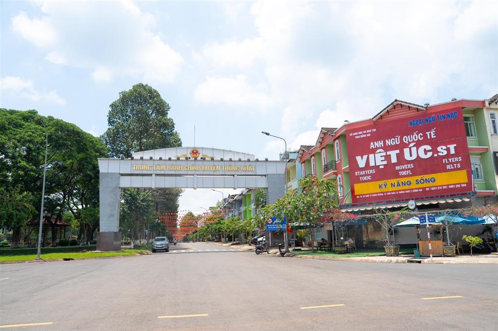 Đất nền khu đô thị vệ tinh sân bay quốc tế long thành, chỉ 18tr/m2, mặt tiền ql1a, sổ hồng riêng