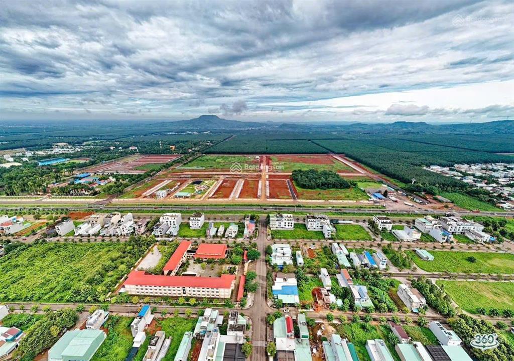 Đất nền ngay ngã 4 dầu giây, mặt quốc lộ 1a, sổ riêng, diện tích 100m2, giá 1.8 tỷ,  0934 828 ***