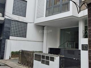 Gia đình cần bán toà nhà apartment xuân diệu 178m2 mặt tiền 9.3m 64 tỷ.  0945 289 ***