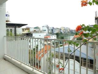 Bán nhà xuân diệu tây hồ, 178m2 8 tầng 64 tỷ.  0945 289 ***
