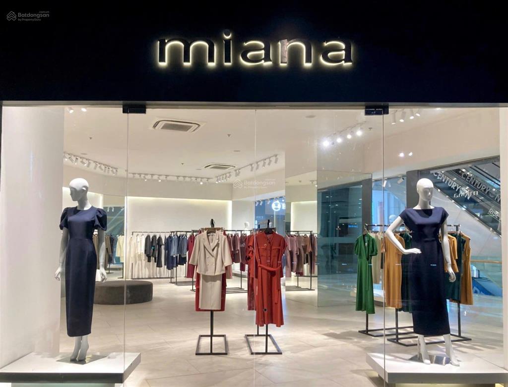 Bán shop chân đế toà royal city 72a nguyễn trãi.  0945 289 ***